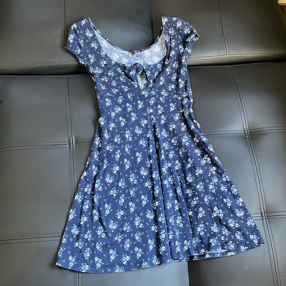 Blue flower print dress